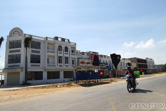 Tổng Công ty Hưng Đô xây dựng khu trung tâm thương mại sai phép