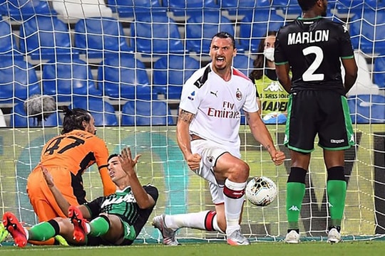Ibrahimovic tỏa sáng lập cú đúp tại Serie A sau 8 năm