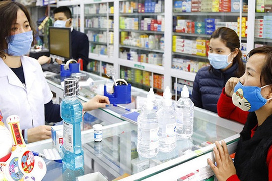 Mua thuốc ho, hạ sốt phải để lại thông tin cá nhân