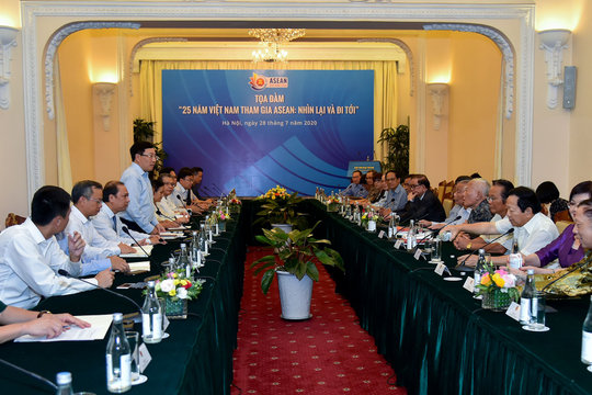 25 năm Việt Nam tham gia ASEAN: Nhìn lại và Đi tới