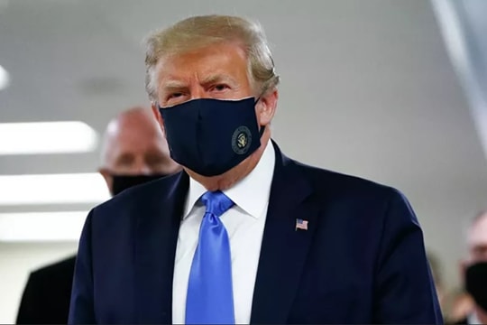 Tổng thống Trump: Sẽ “chia sẻ” vaccine ngừa COVID-19 với các nước khác