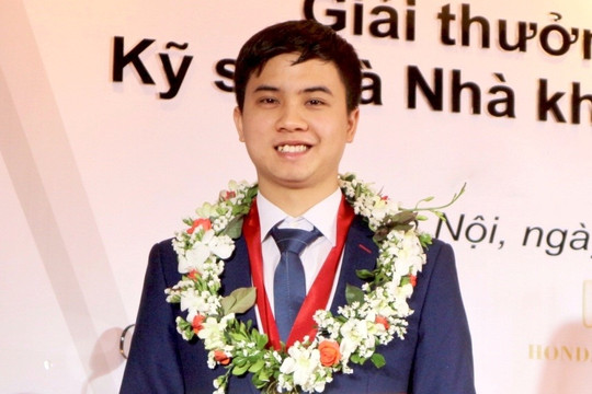 Những điều bình dị vun đắp tình yêu Hóa học cho chàng thủ khoa Trương Tấn Sang