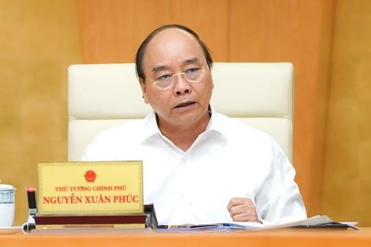 Thủ tướng: Khống chế tốc độ lây nhiễm COVID-19, không để vỡ trận