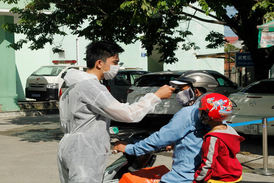 Đà Nẵng:  Khẩn trương xây dựng Bệnh viện dã chiến tại Cung thể thao Tiên Sơn