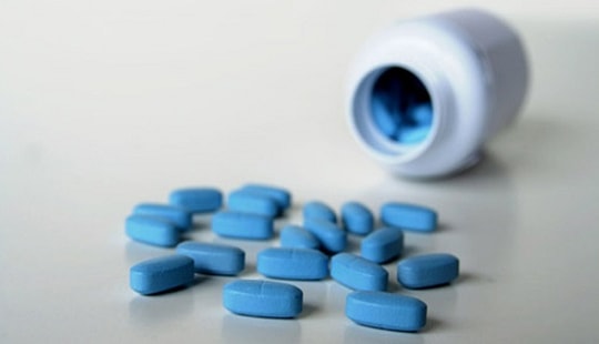 Cặp đôi lĩnh án 10 năm tù vì buôn bán thuốc Viagra giả