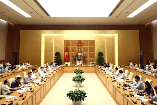 Phó Thủ tướng Vũ Đức Đam: Không để quay lại giãn cách xã hội ở quy mô toàn quốc