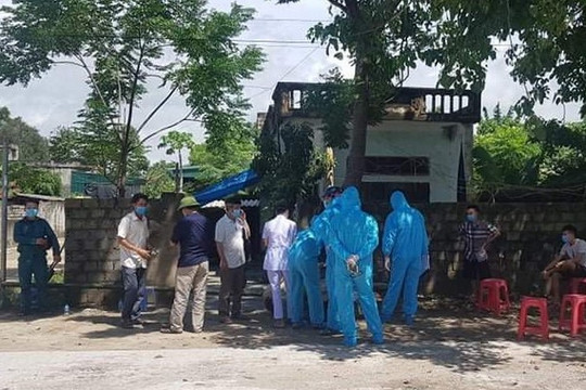 Đình chỉ công tác quyền Chủ tịch UBND phường Quảng Vinh lơ là chống dịch