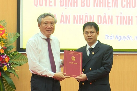 Trao Quyết định bổ nhiệm Chánh án TAND tỉnh Thái Nguyên