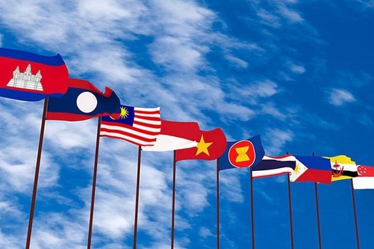 Các Bộ trưởng Ngoại giao ASEAN ra Tuyên bố riêng về hòa bình và an ninh khu vực