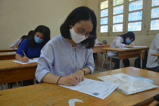 Gợi ý bài làm môn Ngữ văn kỳ thi tốt nghiệp THPT