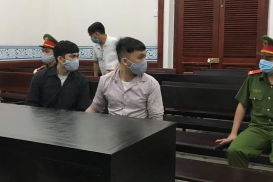 Giết người vì mâu thuẫn vặt, đôi bạn lãnh 30 năm tù