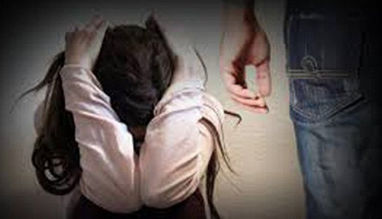 Hiếp dâm bé gái 8 tuổi, “yêu râu xanh” lĩnh án 12 năm tù