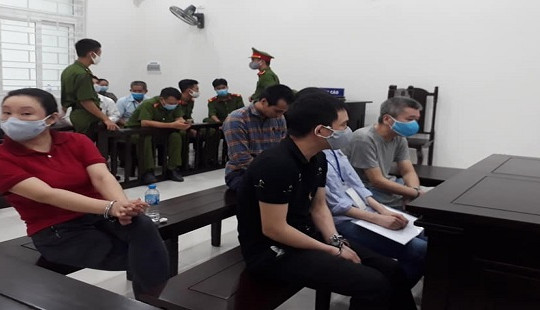 Đưa người sang châu Âu trái phép, hai bị cáo người ngoại quốc lĩnh án tù
