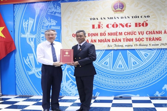 Trao quyết định bổ nhiệm Chánh án TAND tỉnh Sóc Trăng