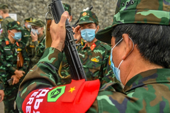 'Anh nuôi' Việt Nam xếp thứ ba bắn súng tại Army Games 2020