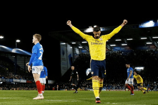 Hậu vệ Mari và Soares ký hợp đồng dài hạn với Arsenal