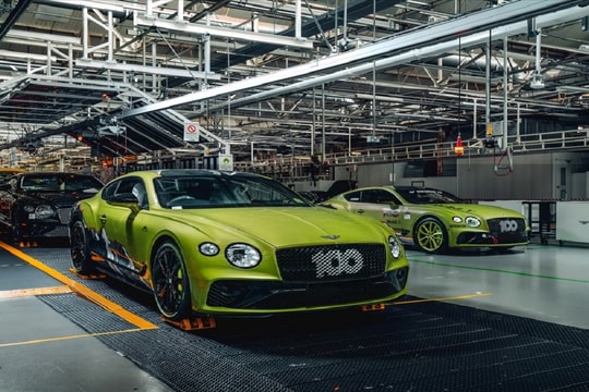 Bentley xuất xưởng chiếc Pikes Peak Continental GT đầu tiên