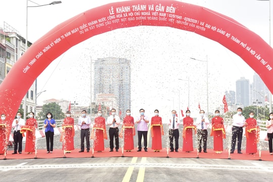 Hà Nội khánh thành cầu vượt nút giao Hoàng Quốc Việt - Nguyễn Văn Huyên