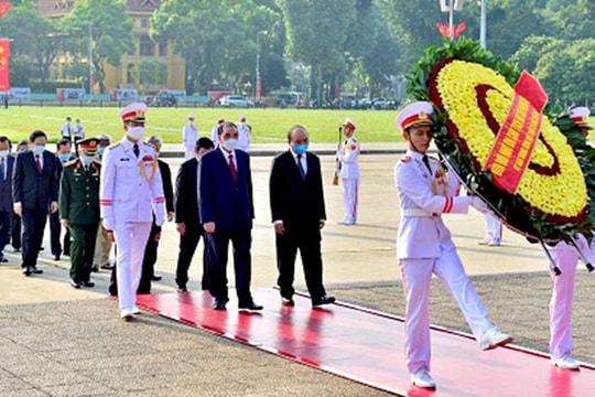 Lãnh đạo Đảng, Nhà nước vào Lăng viếng Chủ tịch Hồ Chí Minh nhân dịp Quốc khánh 2/9