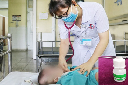 Trẻ 3 tháng tuổi ngộ độc thuốc nhỏ mũi