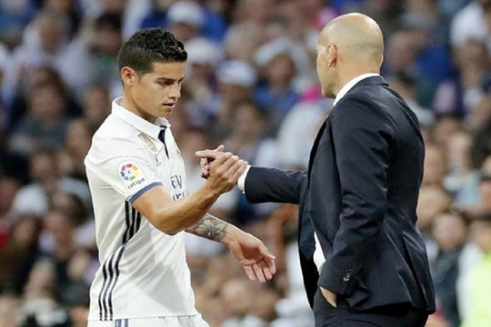 Real thanh lọc đội hình: Một loạt cái tên phải khăn gói rời Bernabeu