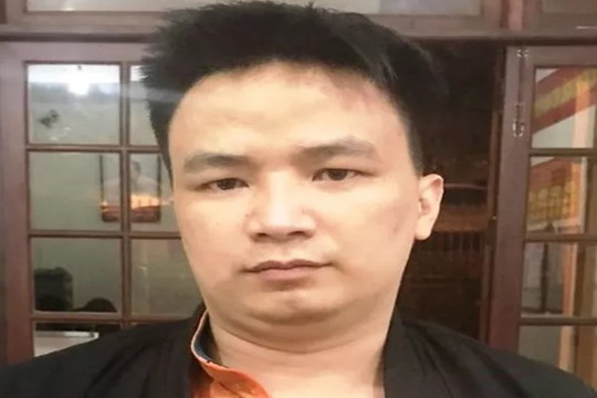 Lừa tuyển mẫu nữ rồi bắt chụp ảnh khỏa thân để tống tiền