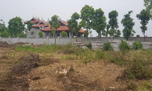Hà Nội: Công ty Giống gia cầm Ba Vì bị tố xây nhà trái phép trên đồi