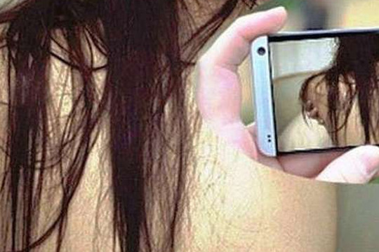Bắt đối tượng dùng clip nhạy cảm để cưỡng đoạt tiền người quen