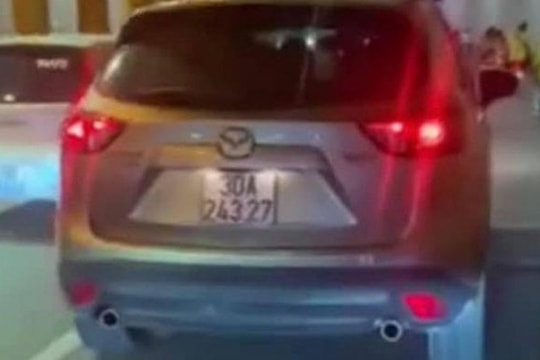 Tài xế ô tô đi sai làn ở hầm Kim Liên bị phạt 4 triệu đồng