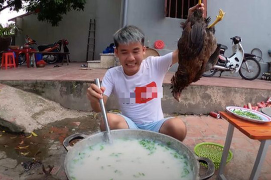 Xử phạt chủ tài khoản Hưng Vlog 7,5 triệu đồng vì clip nấu cháo gà nguyên lông