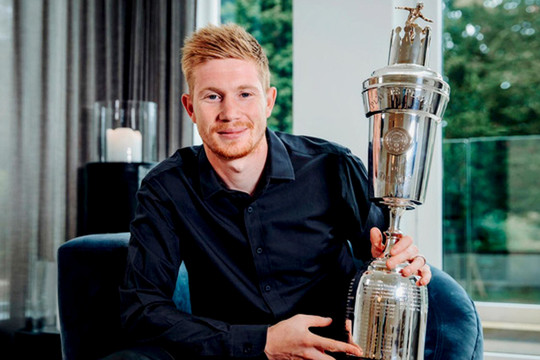 Vượt mặt các ngôi sao De Bruyne giành giải thưởng Cầu thủ xuất sắc nhất năm của PFA