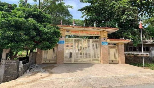Sập tường rào nhà dân khiến 1 học sinh tử vong