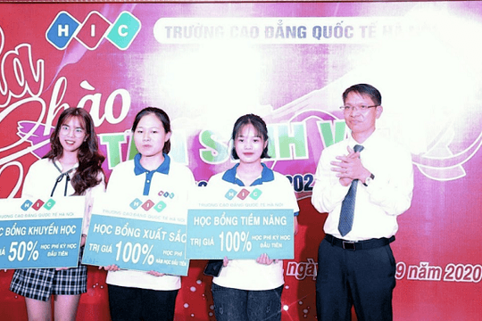 Sinh viên cần bồi dưỡng kỹ năng sống cho bản thân để thích ứng với môi trường làm việc