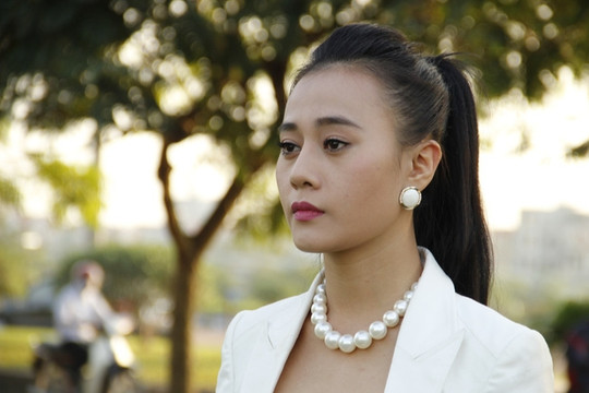Phương Oanh bức xúc vì thông tin từng đi rửa bát thuê