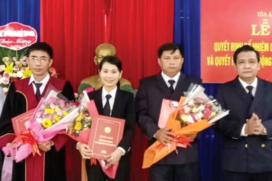 Chuyện về những nữ thẩm phán