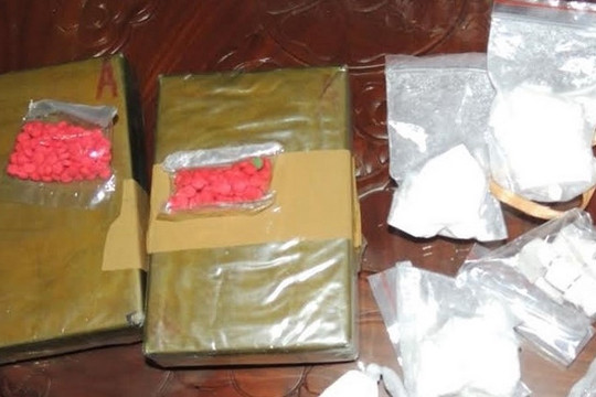 Rủ bạn đi buôn ma túy, cả hai lĩnh 49 năm tù