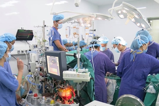 Kỳ tích 13 ngày thực hiện thành công 23 ca ghép tạng