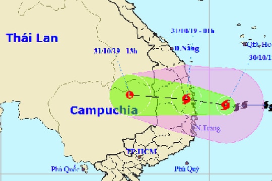 Bão số 5 đang di chuyển nhanh vào đất liền, Thủ tướng yêu cầu tập trung ứng phó