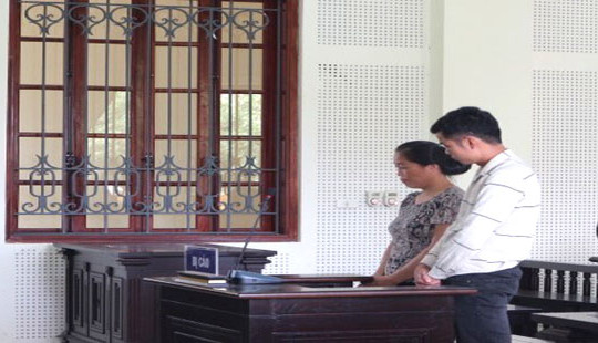 Cho bạn mượn nhà đánh bạc rồi thu tiền hồ