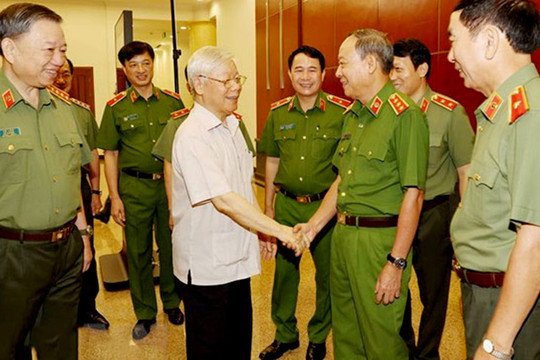 Tổng Bí thư, Chủ tịch nước: Công an đừng vì chức quyền, vì tiền mà làm việc xấu
