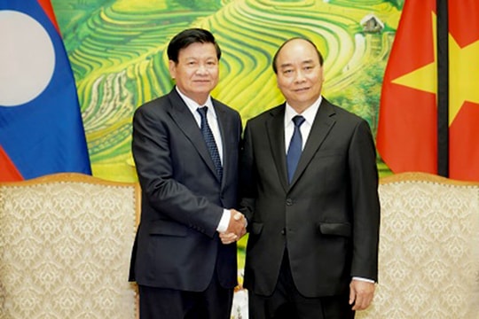 Thủ tướng Lào điện thăm hỏi Việt Nam về hậu quả bão Noul gây ra tại miền Trung