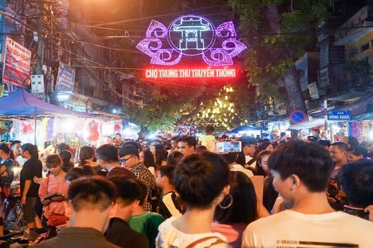 Hà Nội cấm 5 tuyến phố để phục vụ lễ hội Trung thu phố cổ