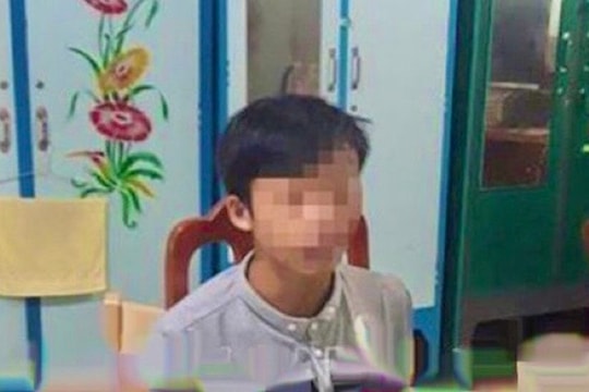 Nam thanh niên dụ dỗ, 2 lần giao cấu bé gái lớp 7