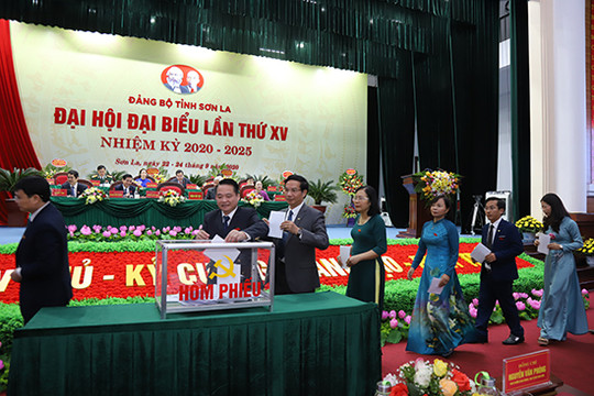100% các đơn vị Toà án của Sơn La tham gia vào cấp uỷ