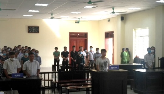 Dùng chăn nhung giết người yêu tại nhà nghỉ
