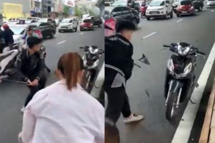 Bắt giam nam thanh niên đập phá xe máy sau va chạm giao thông với bà bầu