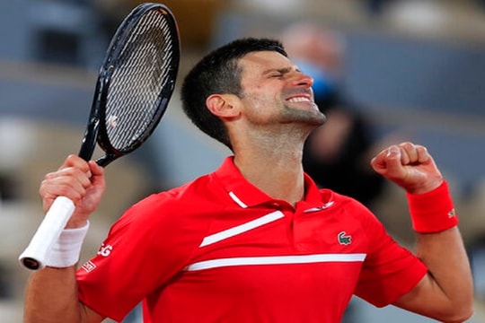 Roland Garros 2020: Djokovic lần thứ 14 lọt vào tứ kết