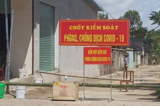 Khiển trách 2 Chủ tịch xã để xảy ra sai phạm chi trả hỗ trợ Covid- 19