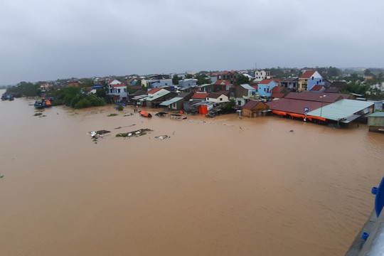 Quảng Nam: Chủ tịch tỉnh chỉ đạo khẩn ứng phó mưa bão