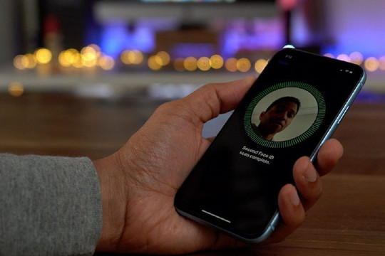 iPhone 12 có Pin khỏe hơn, zoom số được cải thiện